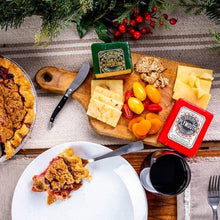 Load image into Gallery viewer, Garlic Peppercorn Cheddar