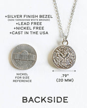 Load image into Gallery viewer, Silver necklace with pendant on a white background, showing specifications and size reference.