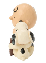 Load image into Gallery viewer, Charlie Brown and Snoopy figurine side view