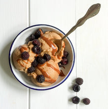 Load image into Gallery viewer, 8oz Vermont Maple Goat's Milk Caramel