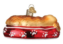 Load image into Gallery viewer, Sleeping Golden Retriever Ornament - Old World Christmas