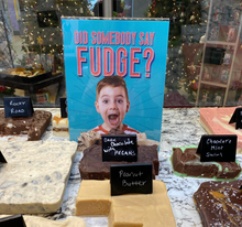 Load image into Gallery viewer, Peppermint Bark Fudge