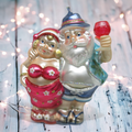 Beach Couple - December Diamonds - 5.25"