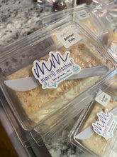 Load image into Gallery viewer, Butterbeer Fudge
