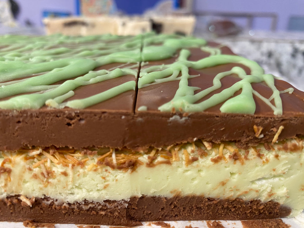 Dubai Chocolate Fudge with Kadayif
