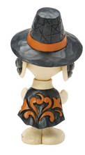 Load image into Gallery viewer, snoopy figurine
