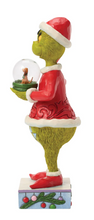 Load image into Gallery viewer, Jim Shore - Grinch Holding Max Snowglobe
