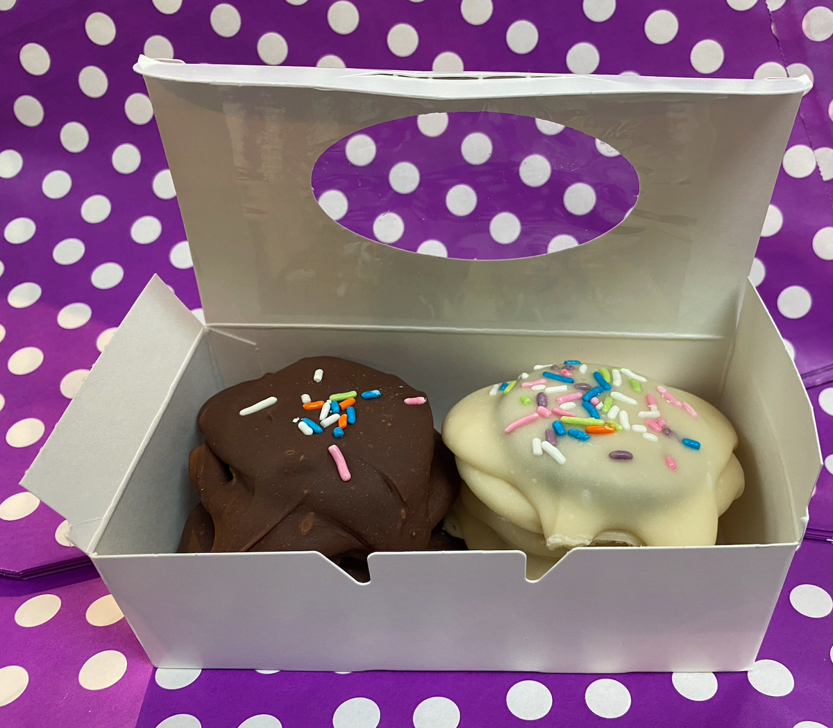 4 Fudge Covered Oreos - Vanilla, or Chocolate, or Both!