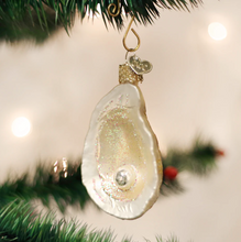 Load image into Gallery viewer, Oyster with Pearl Ornament - Old World Christmas
